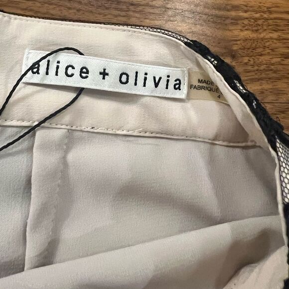 Alice and Olivia black sequin mesh shorts size 4, NWOT - Picture 7 of 10